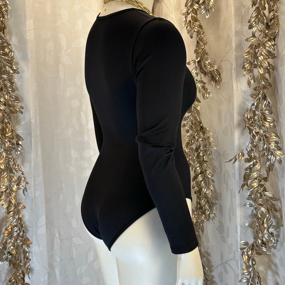OQQ Black Long Sleeve Bodysuit L Scoop‎ Neck Fitted Balletcore Stretchy - Picture 3 of 7